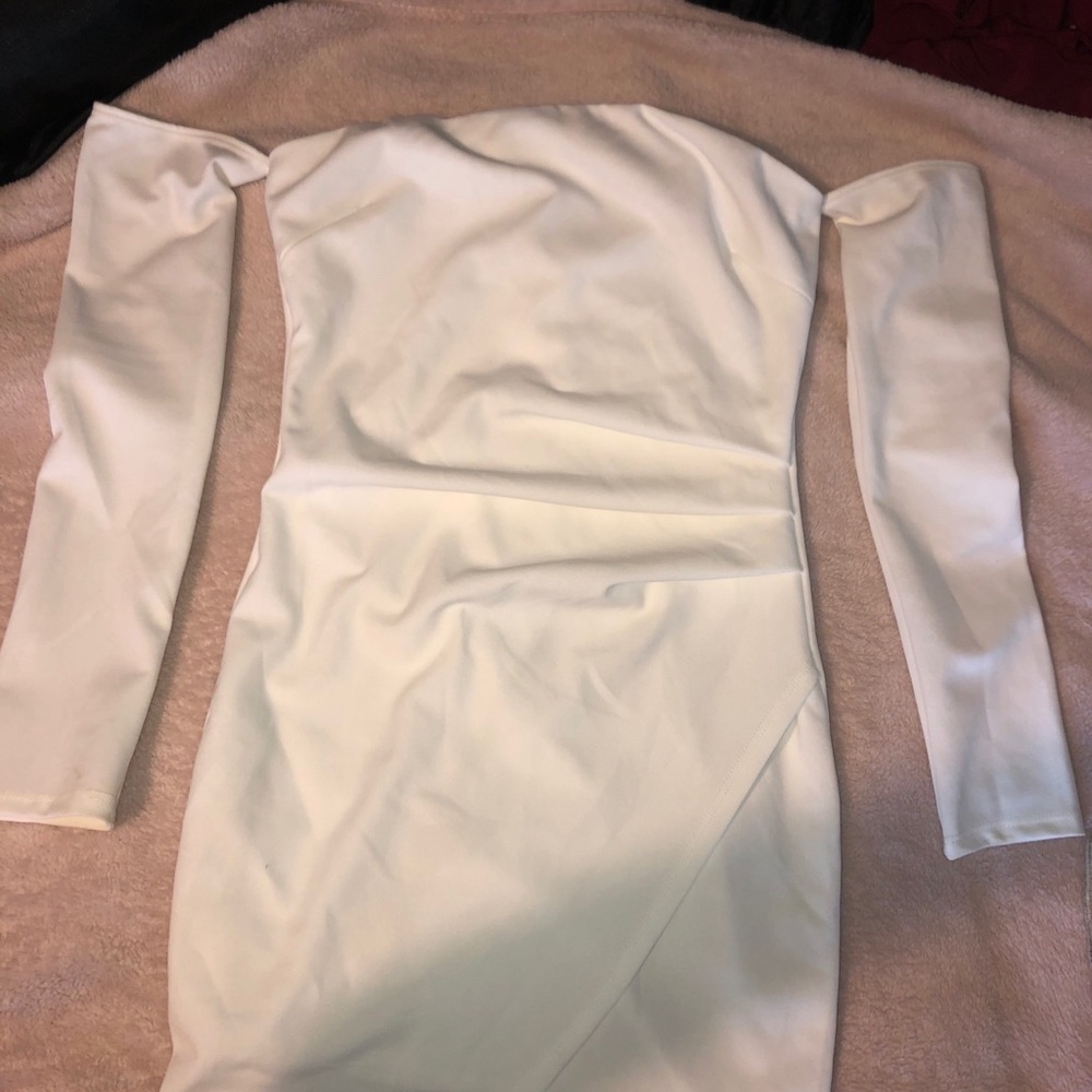 short midi dress , never worn but has no tag 🏷.